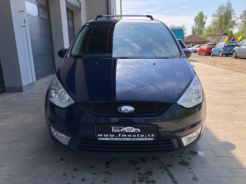 Ford Galaxy (2009) TREND 2.0 TDCi - fotka 3 z 31