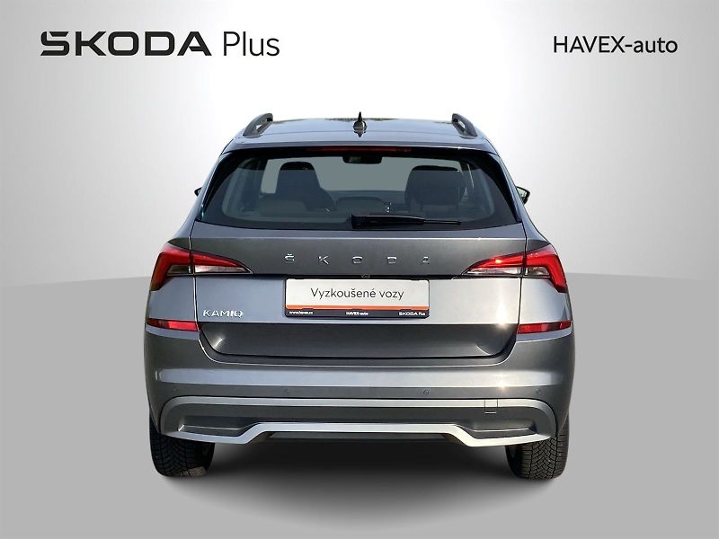Škoda Kamiq (2023) 1.0 TSI Ambition - fotka 32 z 32