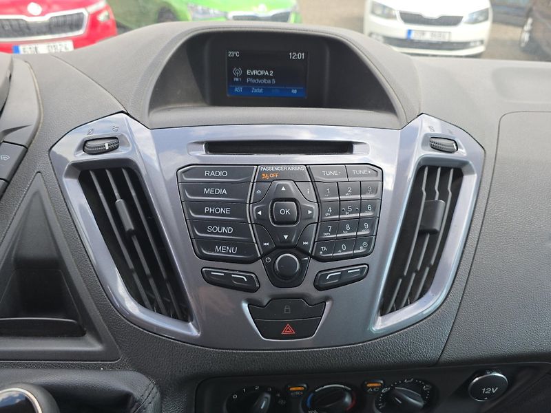 Ford Tourneo Custom (2016) 2.0 TDCi 96kW, L2 ČR, 1. Maj., - fotka 16 z 20