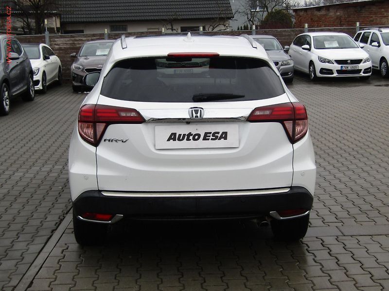 Honda HR-V (2015) 1.5 i CVT, AT, navi - fotka 5 z 20