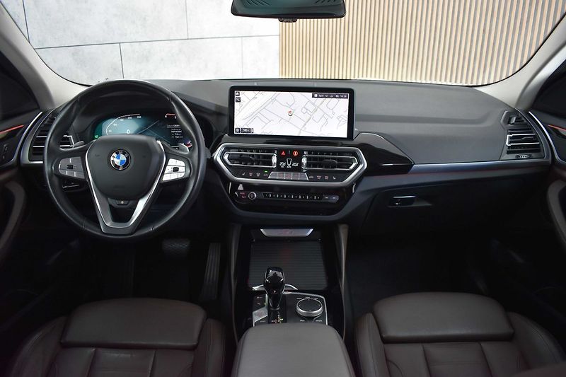 BMW X4 xD30d 210kW*HEAD-UP*TAŽNÉ*ČR - fotka 7 z 44