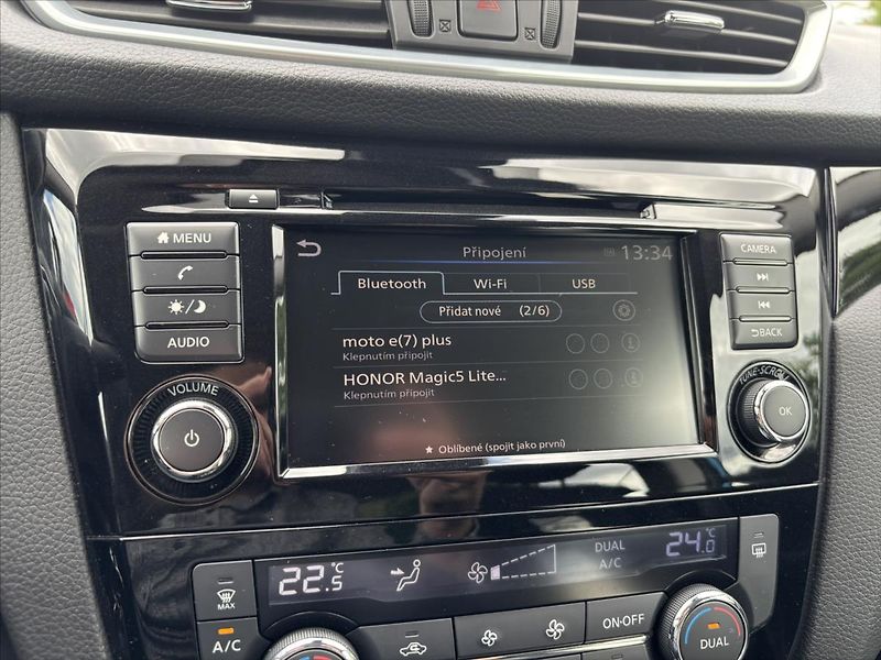 Nissan Qashqai 1,3 i Acenta 1.ČR VÝHŘEV KAMER - fotka 21 z 42