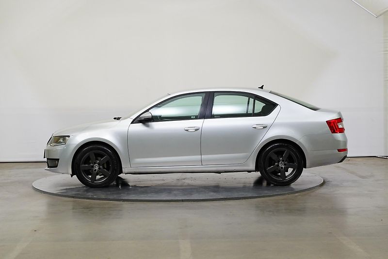 Škoda Octavia - fotka 3 z 23