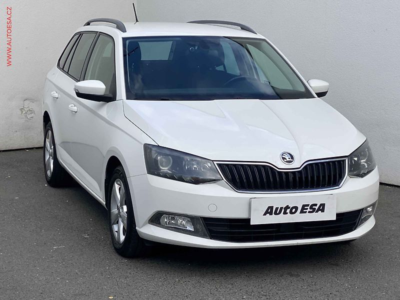 Škoda Fabia (2015) 1.2TSi, ČR, AC, tempo, park - fotografie inzerátu