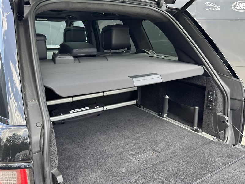 Land Rover Range Rover 5,0 S/C V8 Autobiography AWD Č - fotka 14 z 39