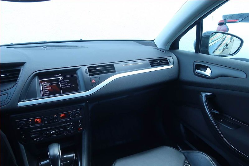 Citroën C5 (2012) Exclusive 2.0 HDi, Automat - fotka 8 z 23