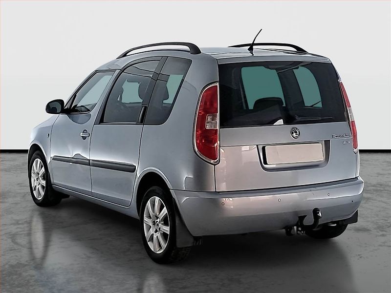 Škoda Roomster (2011) 1.2 TSI, Park. senzory - fotka 4 z 17