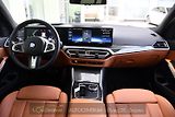 BMW Řada 3 320d xDrive M-SPORT ČR 1.M - náhled 21
