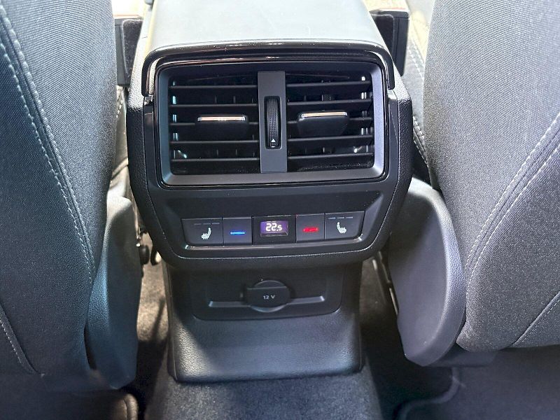 Škoda Karoq (2025) DSG 1.5 TSI / 110 kW / SPORTLI - fotka 33 z 33