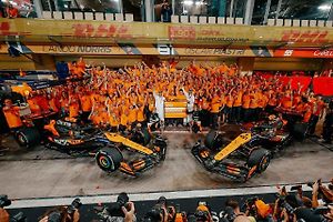 McLaren slaví konstruktérský titul F1. Poprvé od roku 1998