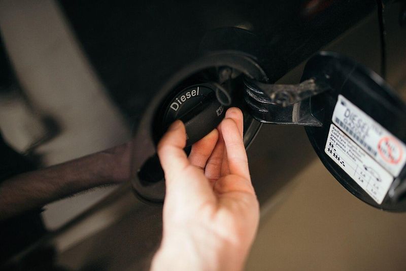 Palivo při zvoleném nájezdu a spotřebě tvoří největší část modelového ročního rozpočtu.