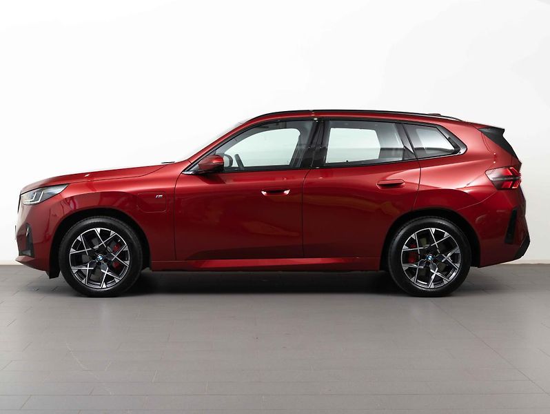 BMW X3 30e xDrive - fotka 2 z 6