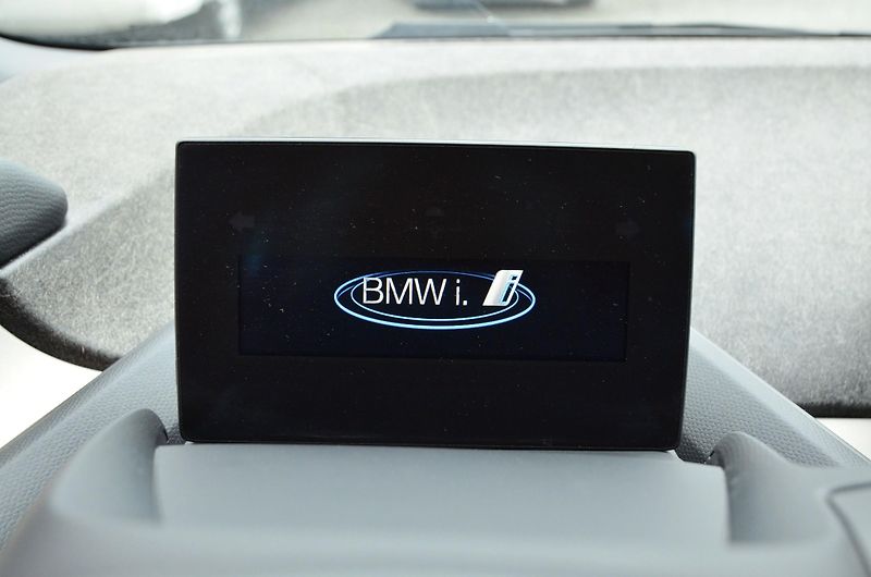 BMW i3 (2022) 120Ah // REZERVOVÁNO // - fotka 22 z 36