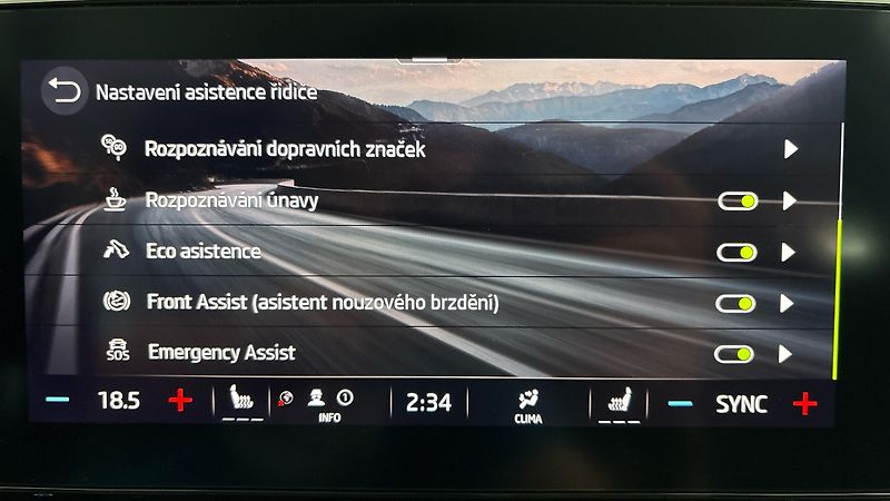 Škoda Octavia 1.5 TSI E-Tec DSG Style - fotka 24 z 27