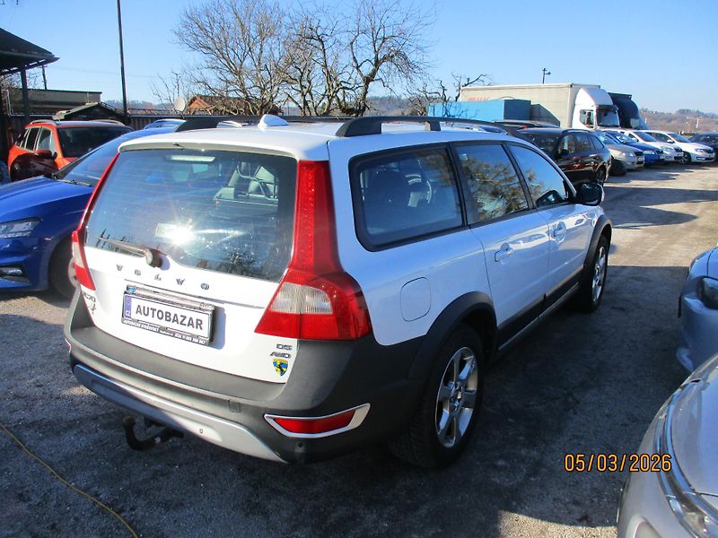 Volvo XC70 (2007) 2,4 AWD servis doložen - fotka 3 z 11