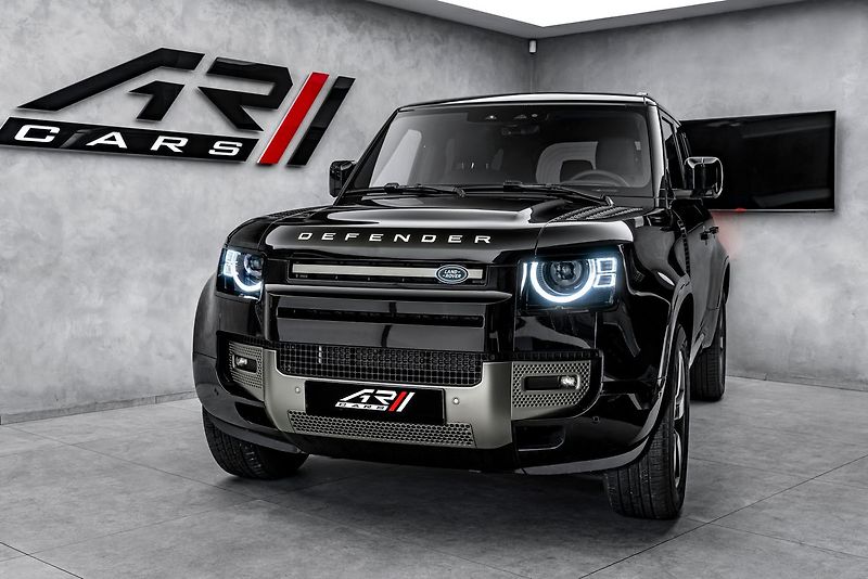 Land Rover Defender SE V6 D200, panorama, Meridian - fotka 3 z 23