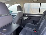 Volkswagen Touran (2011) 1.4TSI STYLE! Tažné! Navi! - náhled 19