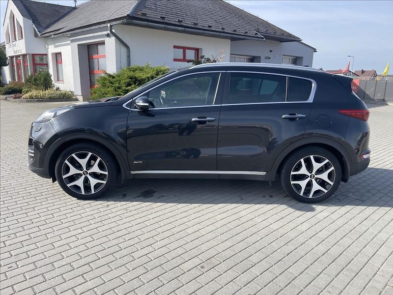 Kia Sportage 1,6 GDi 130kw 4x4 GT-Line CZau - fotka 35 z 39