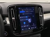 Volvo XC40 (2026) B3 AUT DARK ULTRA  - náhled 41