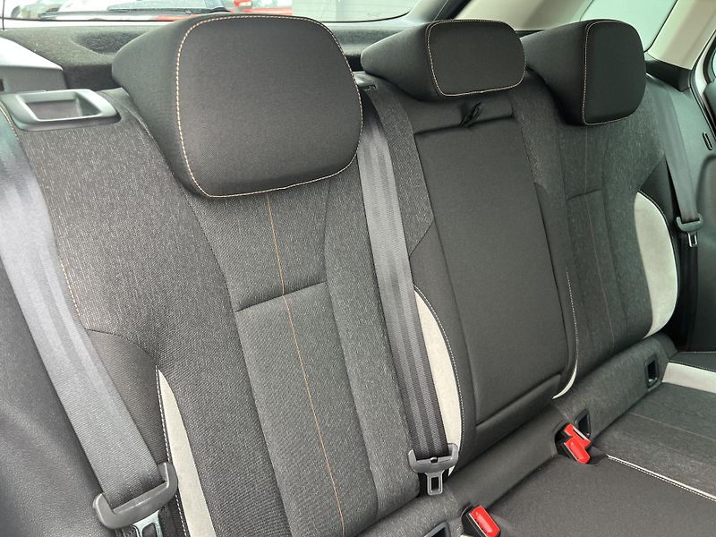 Škoda Kamiq Top Selection 1.5TSi 110kw ČR - fotka 32 z 45
