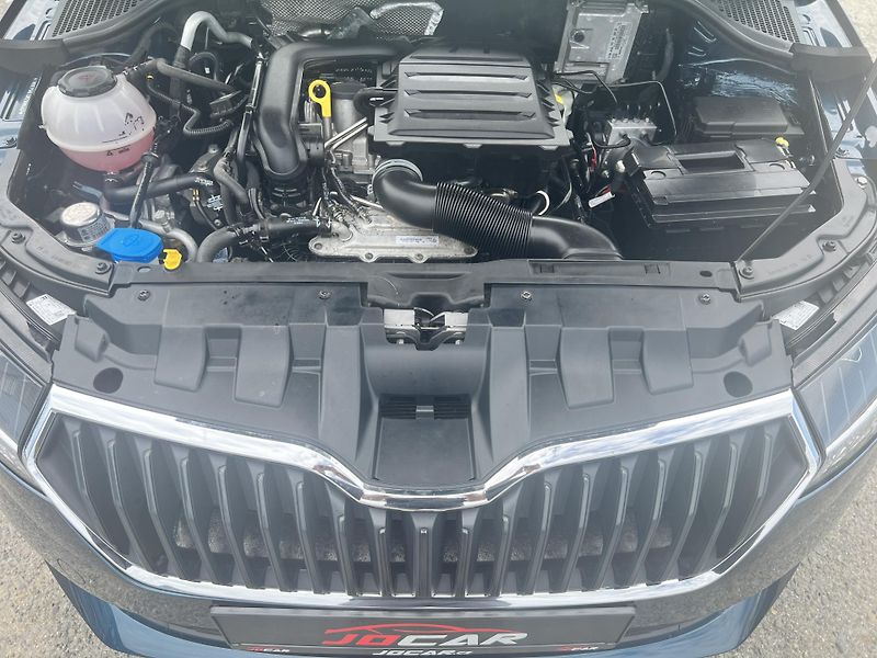 Škoda Fabia 1.0TSi 70kw KAMERA TEMPOMAT - fotka 37 z 43