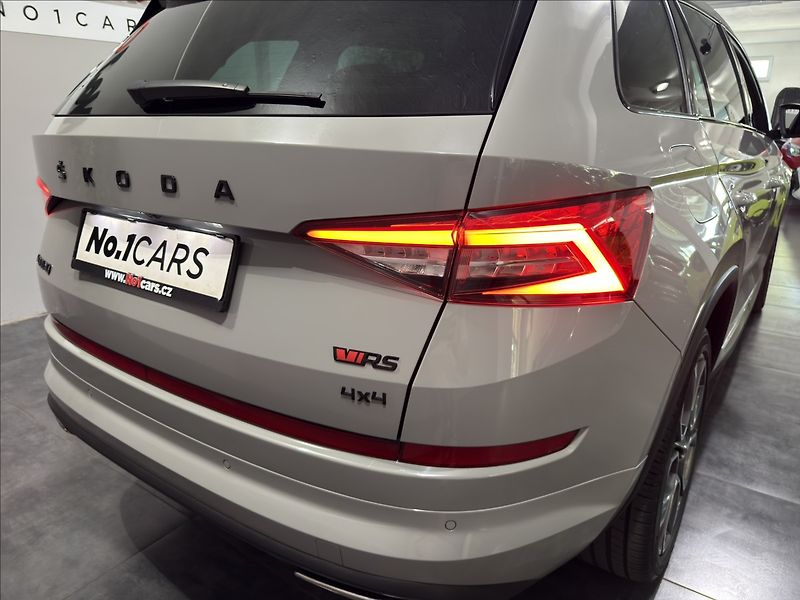 Škoda Kodiaq 2,0   TDI RS 176KW 4X4 WEBASTO - fotka 35 z 41