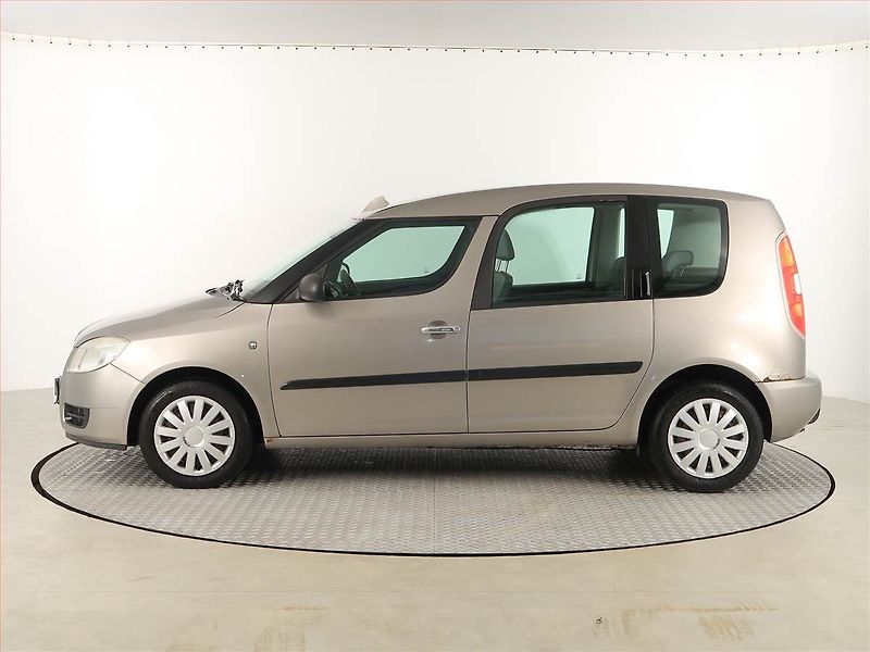 Škoda Roomster (2009) 1.4 TDI, nová STK, Tažné - fotka 3 z 14