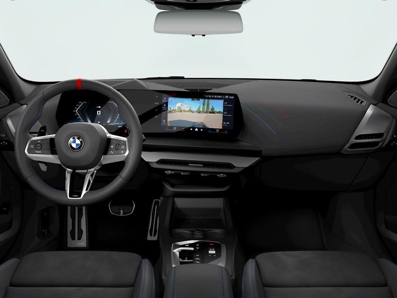 BMW Řada 1 M135 xDrive - fotka 4 z 6
