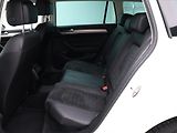 Volkswagen Passat 2,0 TDI 140k DSG Highline CZ - náhled 14