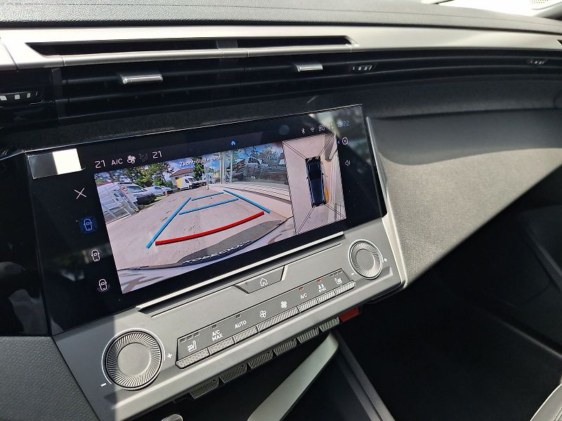 Peugeot 308 (2026) 308 ALLURE Hybrid 145 e-DCS6 - fotka 16 z 19