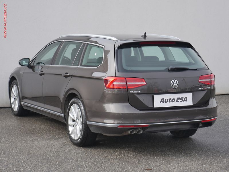 Volkswagen Passat (2016) 2.0 TDi 4x4, ČR, Highline - fotka 6 z 24