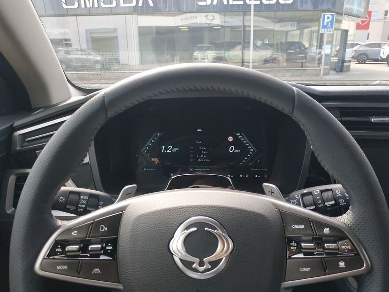 KGM Korando 1.5T, SMART,2WD, AT, SKLADEM - fotka 14 z 27