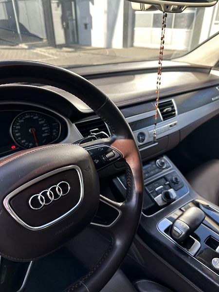 Audi A8 (2013) Design selection - fotka 8 z 18