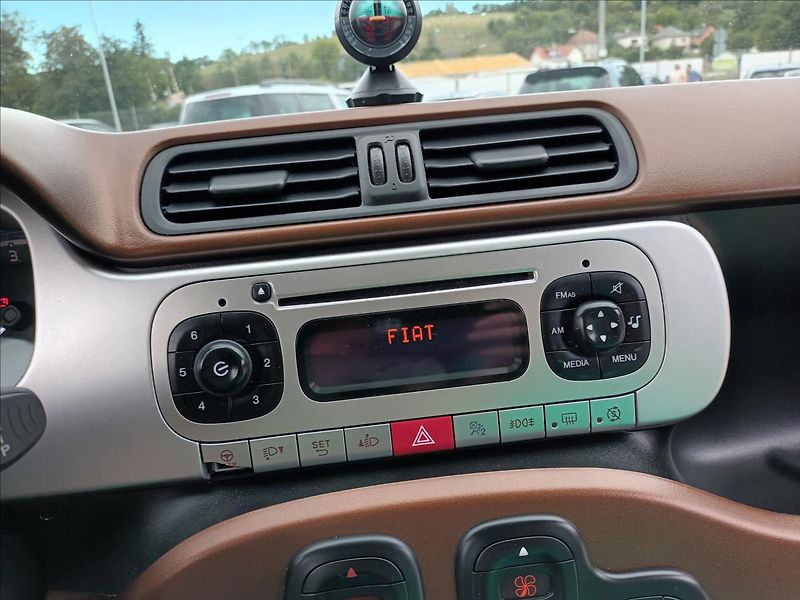 Fiat Panda 1,3 JTD,70KW,4X4,KLIMA  CROSS - fotka 31 z 43