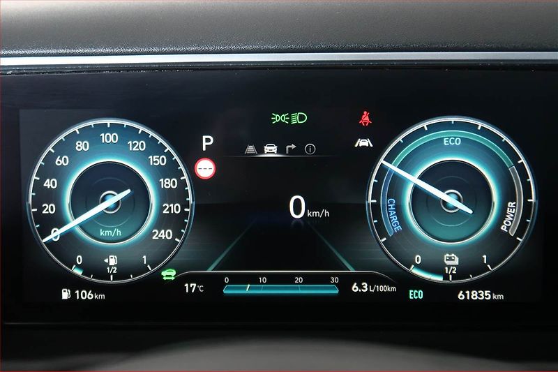 Hyundai Tucson (2021) 1.6 T-GDI HEV - fotka 11 z 19