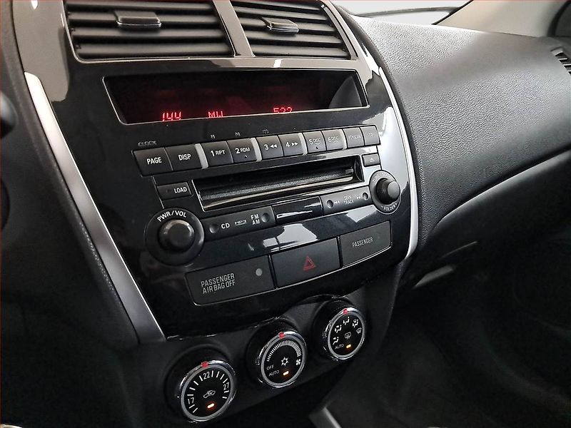 Citroën C4 Aircross (2013) 1.6, Tempomat, Park. senzory - fotka 12 z 14