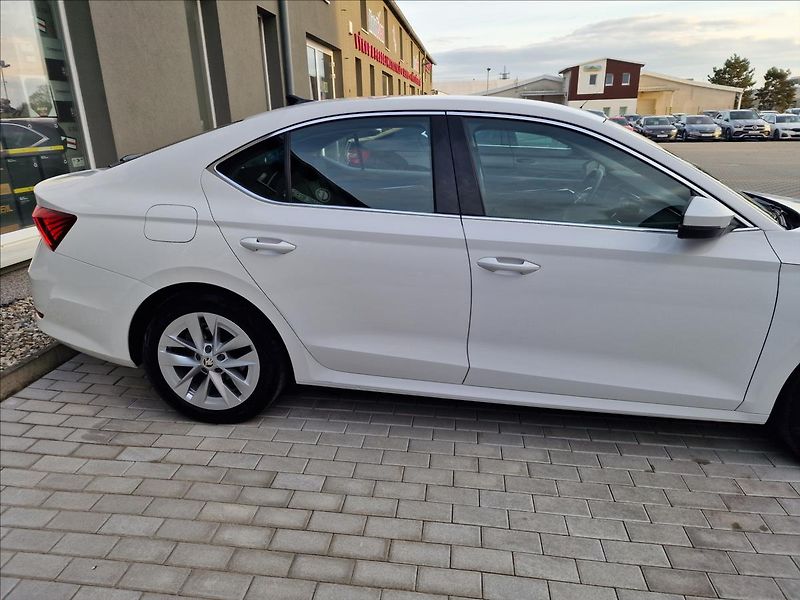 Škoda Octavia 2.0 TDI 110kW Style,ČR,1.Maj. - fotka 42 z 50
