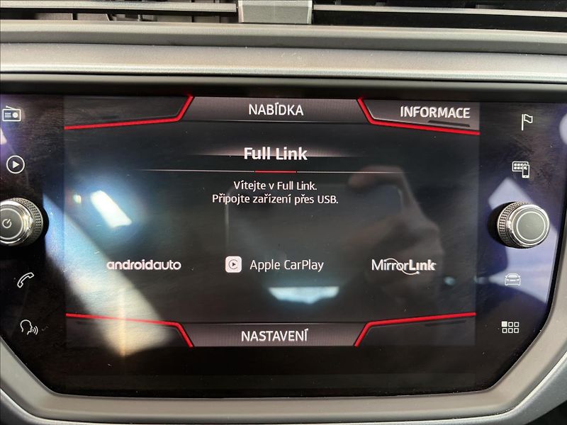 Seat Arona 1,0 TSi  ACC,Kessy,Tažné,Navig - fotka 21 z 50