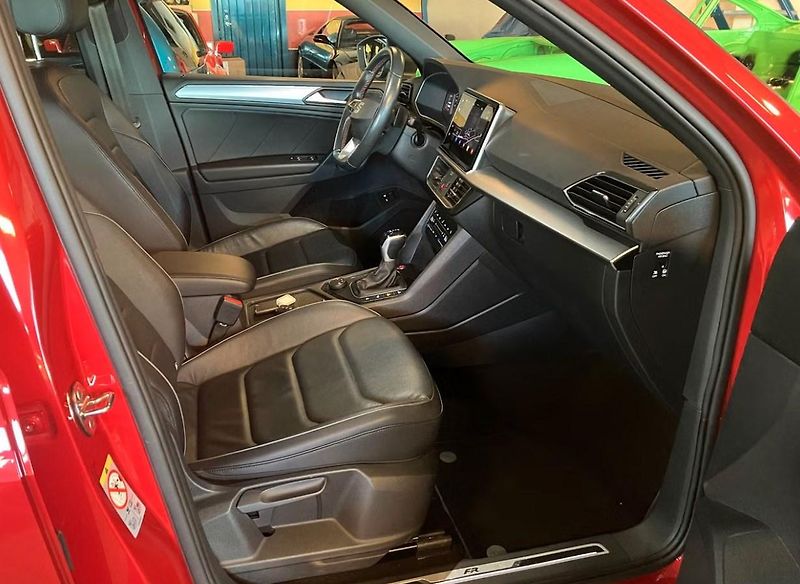 Seat Tarraco PHEV DSG FR 360k Pano. Tažné - fotka 16 z 27