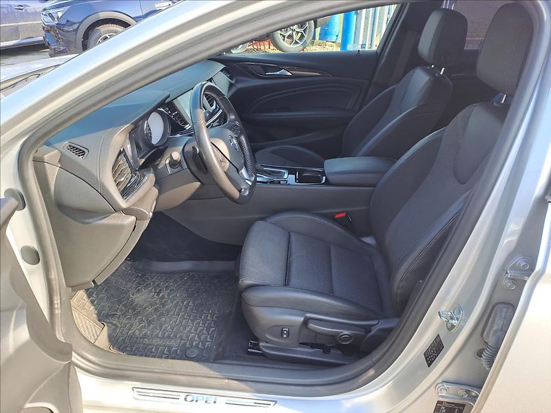 Opel Insignia 2,0 CDTi 1.MAJITEL,KOUPENO CZ - fotka 6 z 24