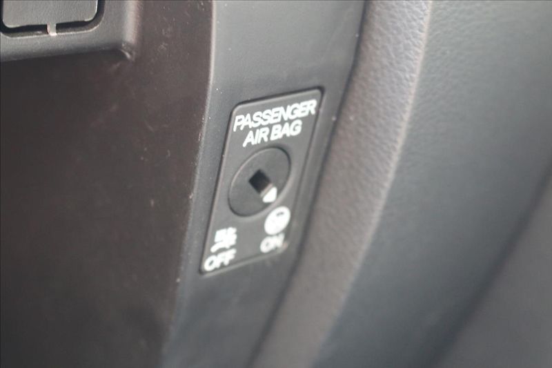 Škoda Fabia 1,0 ČR, 1. Majitel - fotka 24 z 33