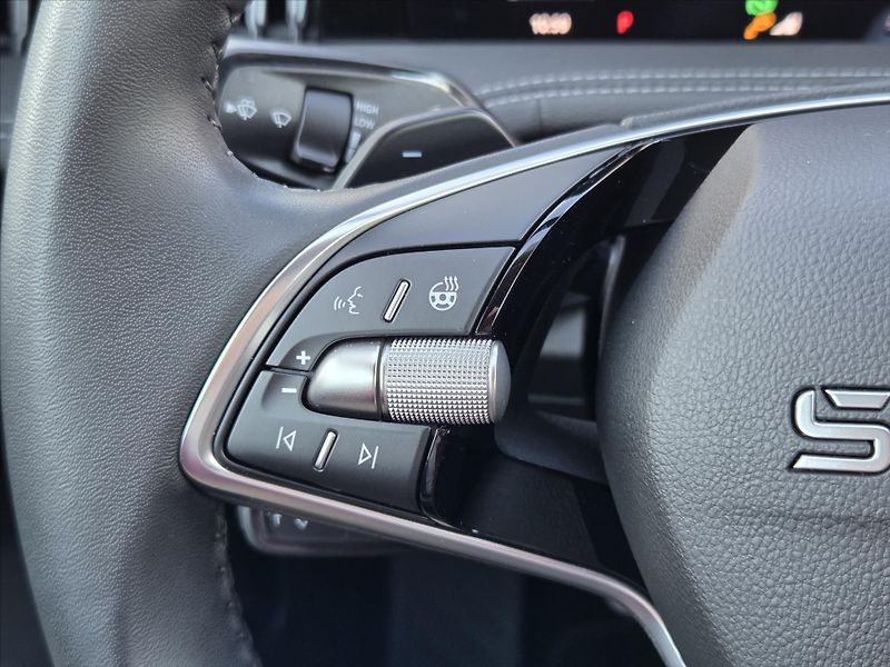 Škoda Superb 2,0 TDi DSG 4x4 L&K Tažné z. 1 - fotka 20 z 32