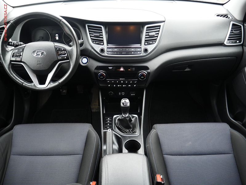Hyundai Tucson (2016) 2.0 CRDi 4WD, 2.maj,ČR, Navi - fotka 7 z 18