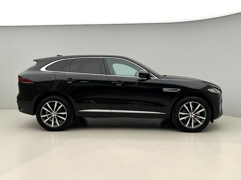 Jaguar F-Pace D200 R-DYNAMIC SE AWD AUT  - fotka 9 z 49