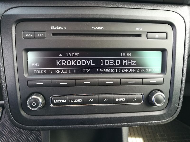 Škoda Roomster 1,2 TSi Scout - fotka 7 z 17