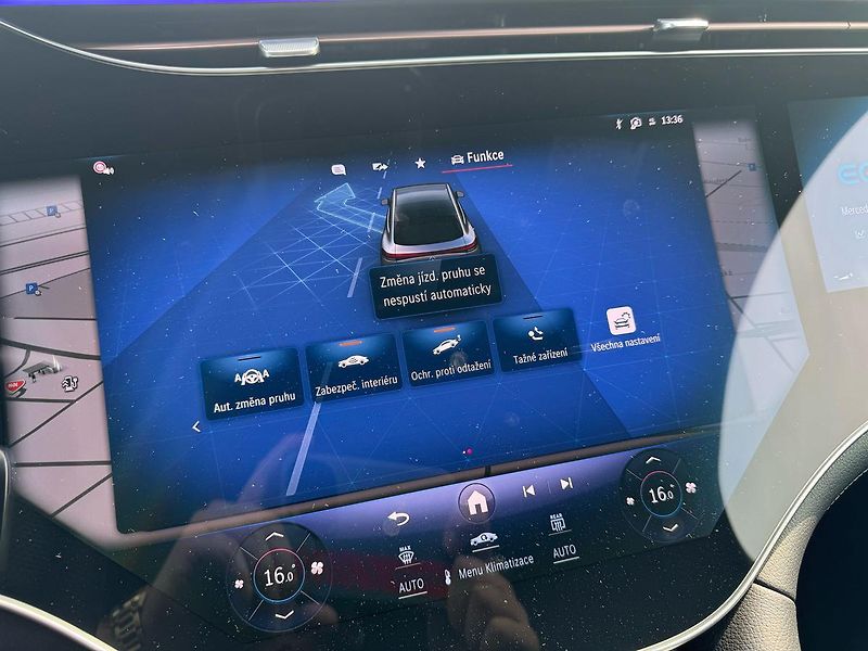 Mercedes-Benz EQS (2024) 500 4MATIC Electric Art - fotka 19 z 39