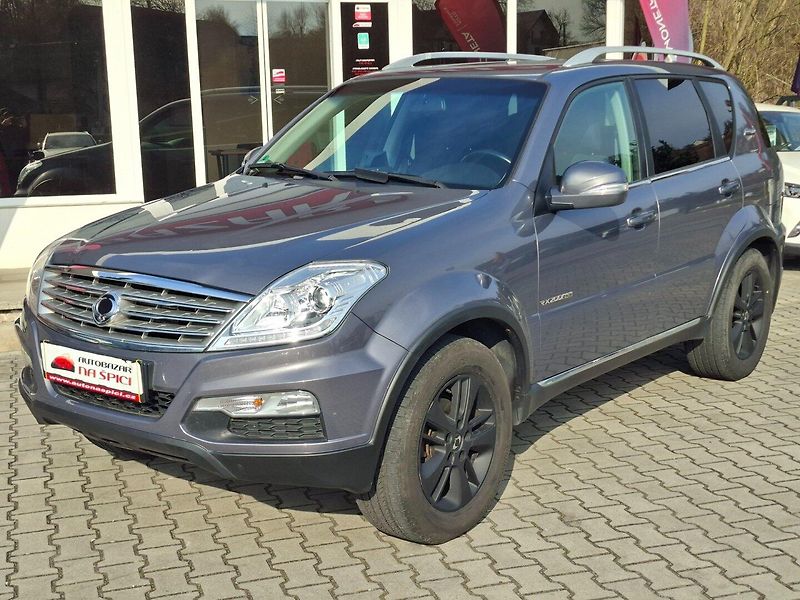 SsangYong Rexton (2015) RX200e-XDi 114kW 4WD 7.MÍST - fotka 4 z 45