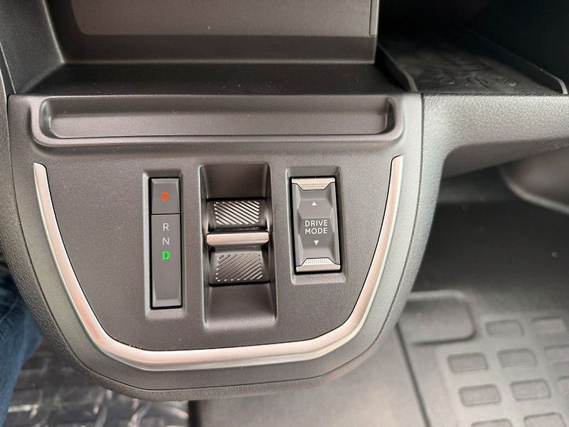 Fiat Scudo 2.2 MTJ 150k AT8 Van L3 - skla - fotka 14 z 16