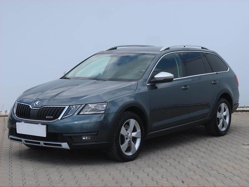 Škoda Octavia (2017) Scout 2.0 TDI, 4X4, Automat - fotka 2 z 16