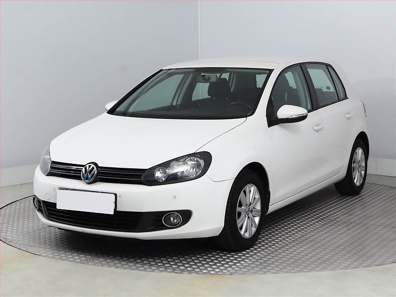 Volkswagen Golf (2012) 1.2 TSI, Tempomat - fotka 2 z 14